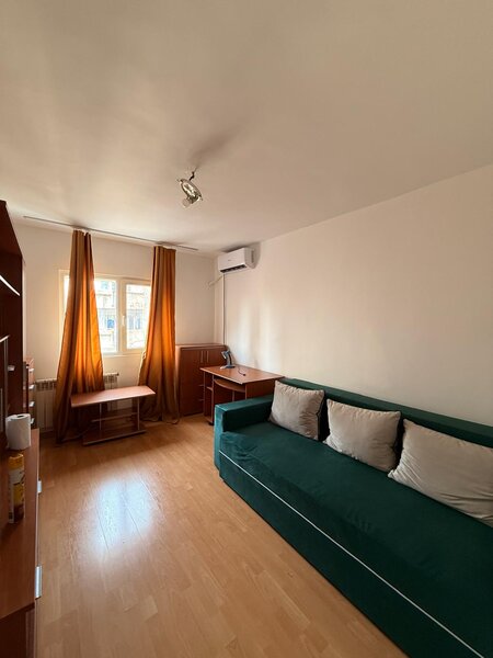 Lacul Tei, langa Lidl vav Parcul Circului,